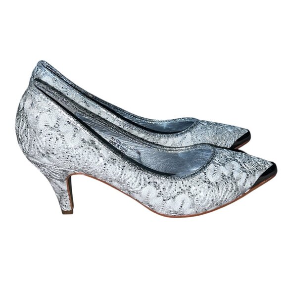 Wild Rose Pointed Toe Silver Lace Kitten Heel Pumps Size 8.5 Womens Closed Toe S - Picture 3 of 11